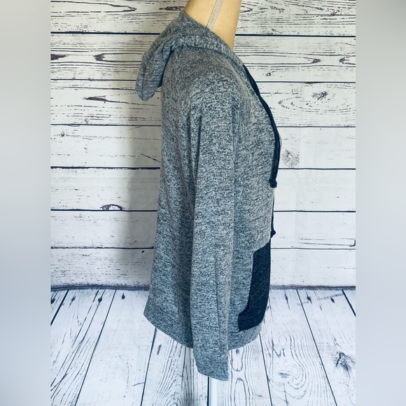 Women’s Small Sweater Hello Mello Gray Hooded Pockets Lightweight Soft Knit - Picture 4 of 11